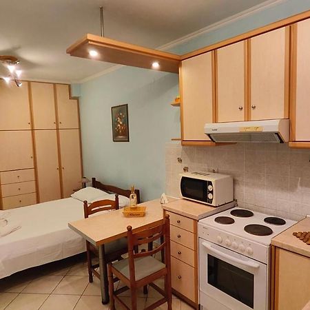 Green Studio Apartment Аргостолион Екстериор снимка