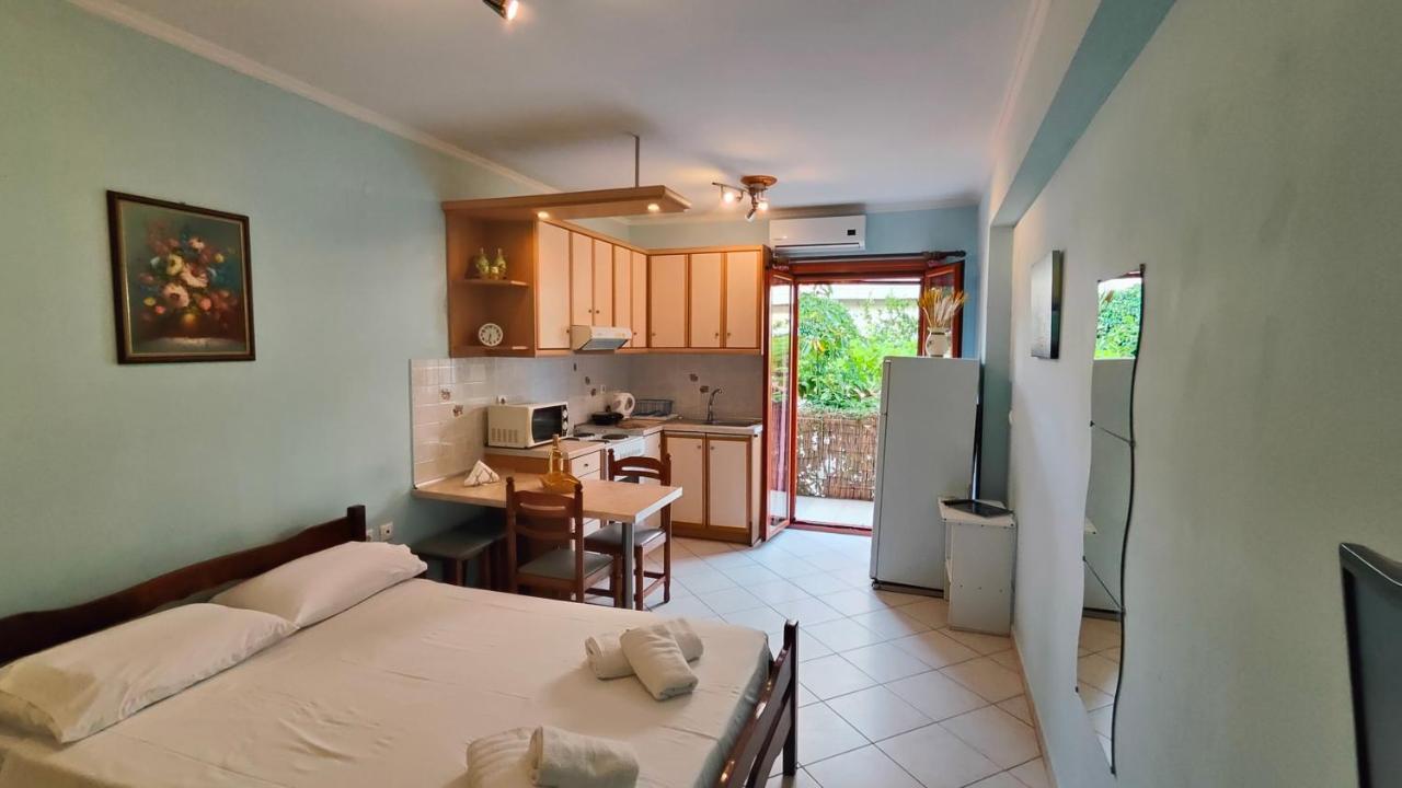 Green Studio Apartment Аргостолион Екстериор снимка