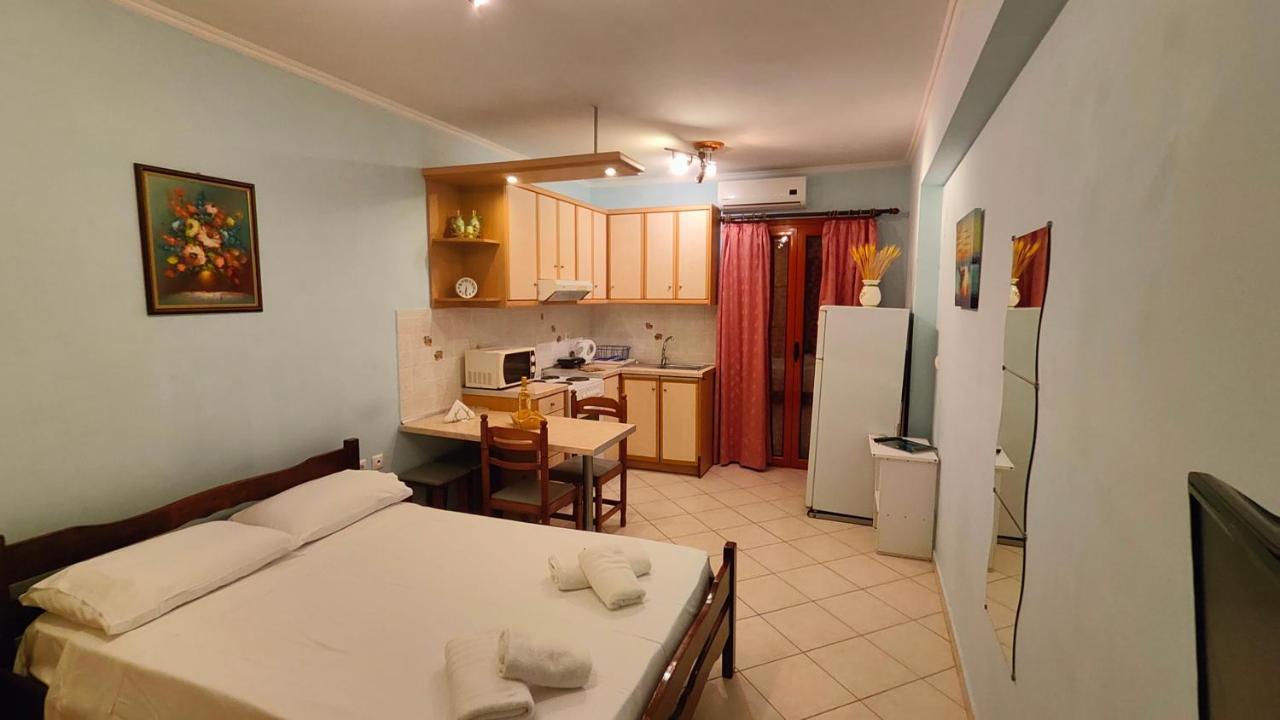 Green Studio Apartment Аргостолион Екстериор снимка